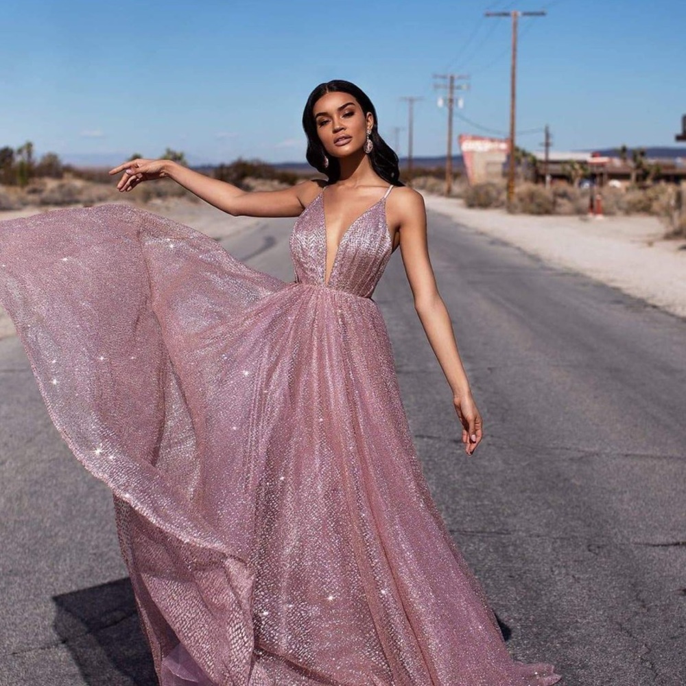 A&N LUXE ELECTRA GLITTER GOWN ROSE GOLD